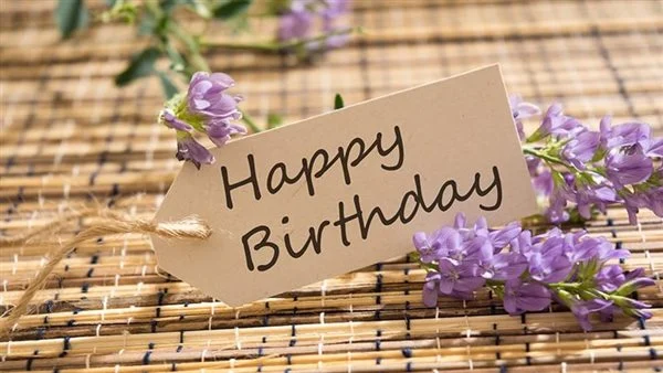 تهنئة عيد ميلاد صديق عزيز