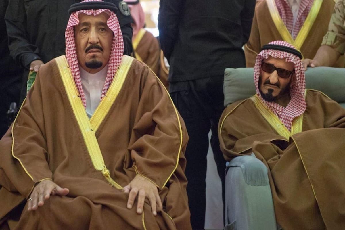 هل الملك السعودي على قيد الحياة